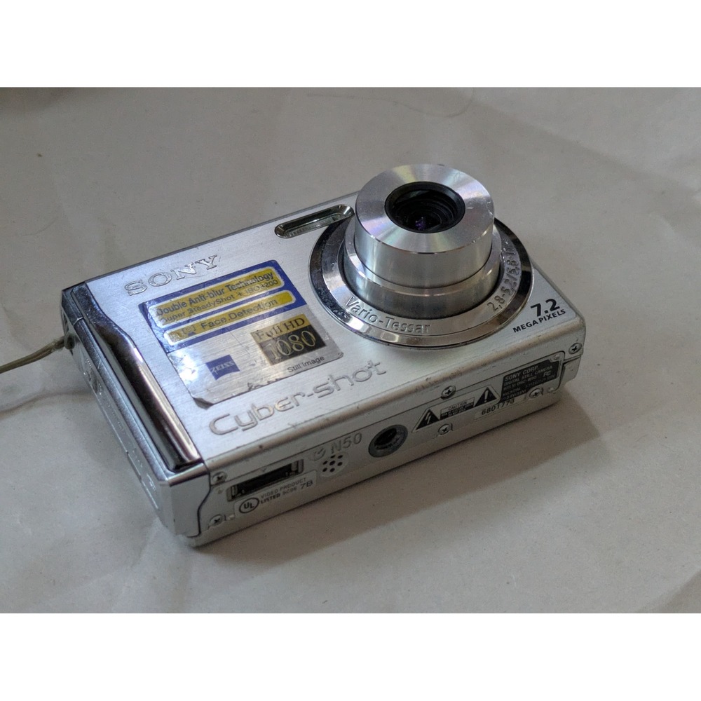 Sony Cyber-shot DSC-W80 7.2MP Digital Camera Silver Bundle 4GB Card Working - Picture 9 of 11